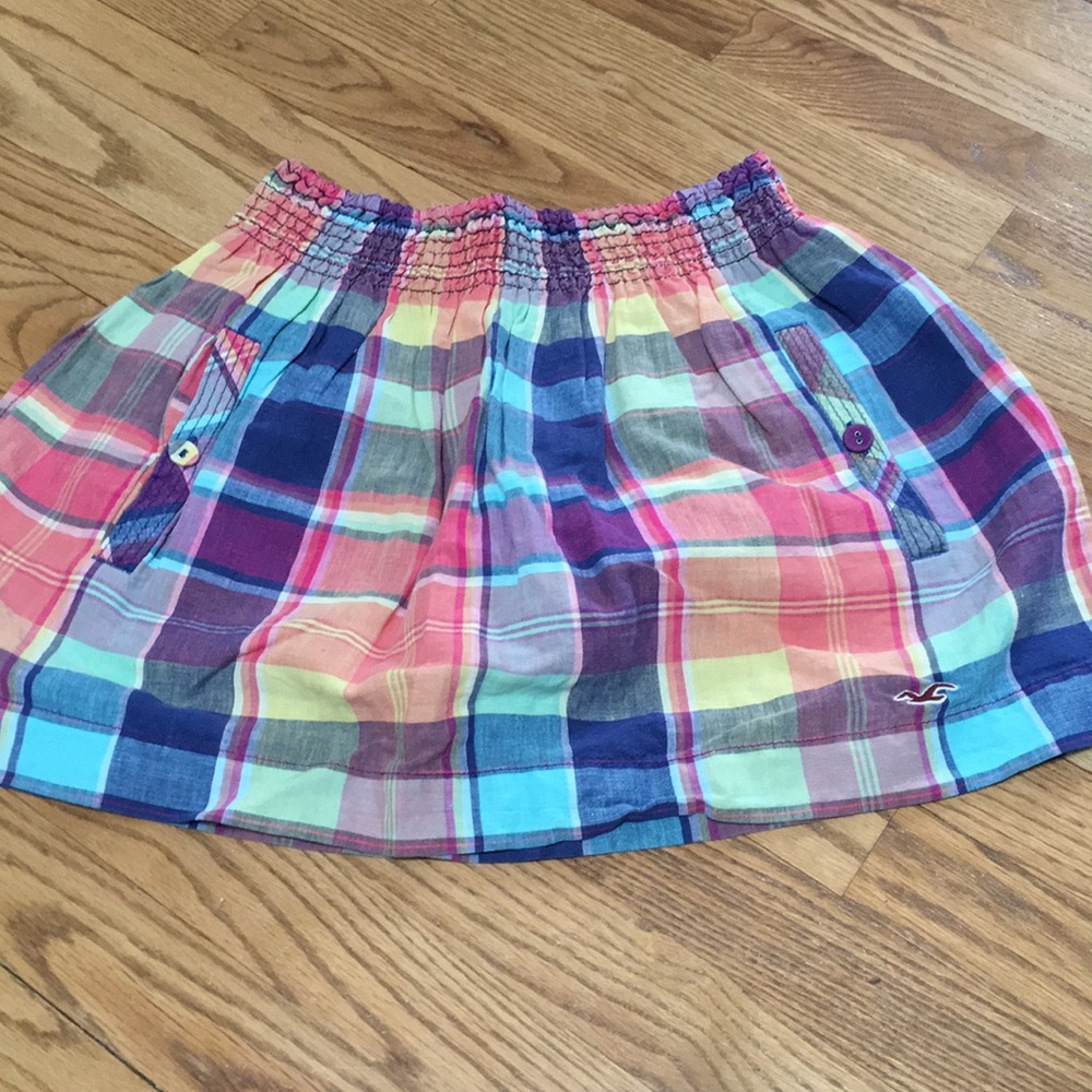 Hollister multi color plaid stretch skirt